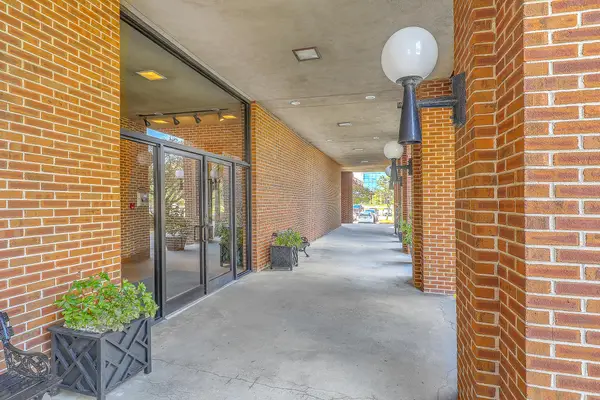 14 Lockwood Drive #7abg, Charleston, SC 29401