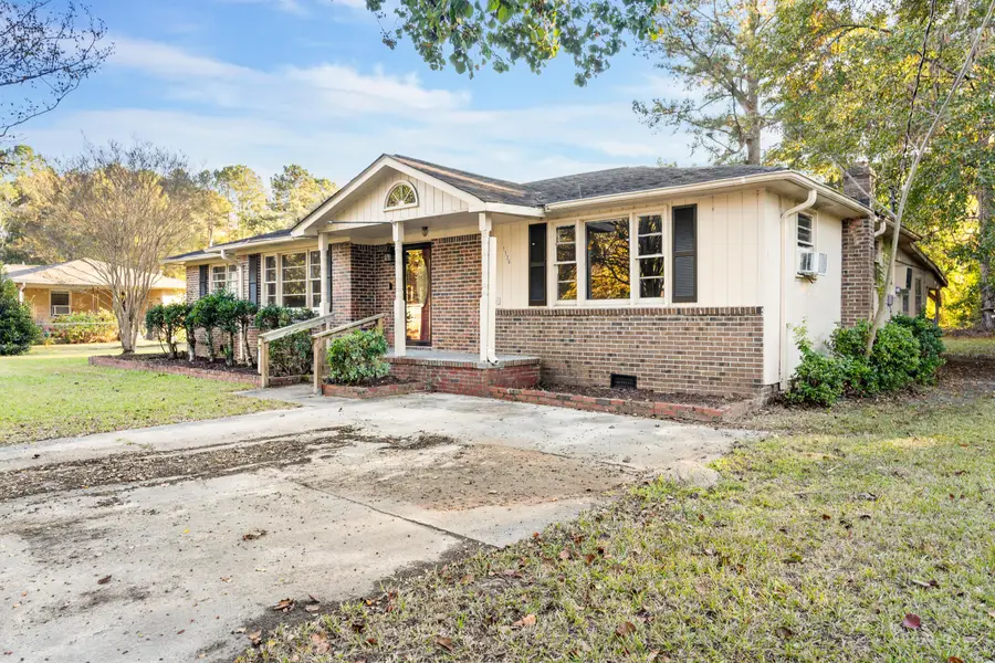 1136 Lakeshore Drive, Orangeburg, SC 29115 - #2