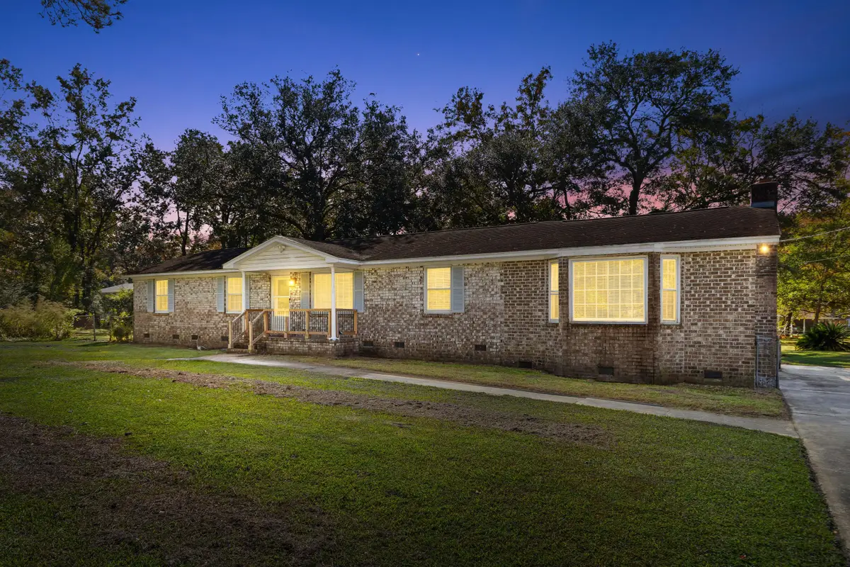 1944 Old Fort Avenue, Charleston, SC 29414 - Image #1