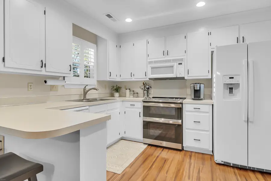 108 Apache Drive, Summerville, SC 29483 - Image #3