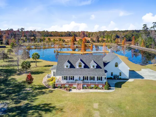 933 Tree Farm Lane, Cross, SC 29436