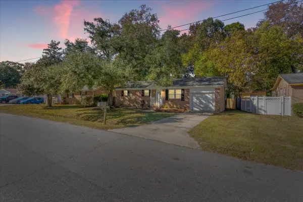 21 Pratt Street, Charleston, SC 29407