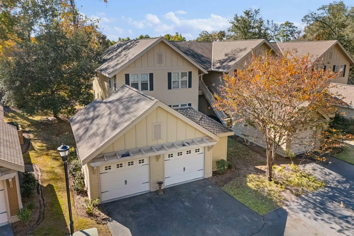 5548 Colonial Chatsworth Circle, North Charleston, SC 29418 - Image #1