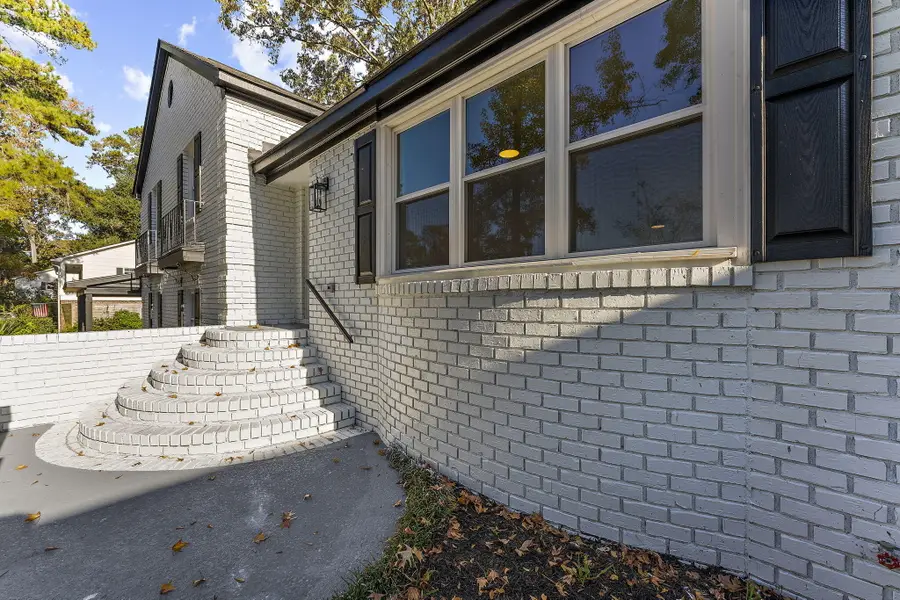 325 Fairington Drive, Summerville, SC 29485 - Image #2