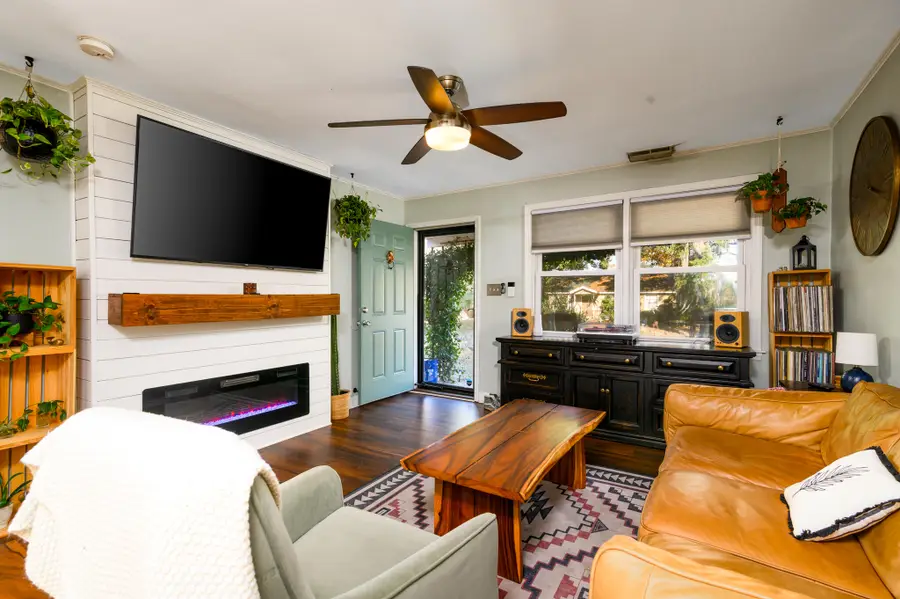 4123 Oakridge Drive, North Charleston, SC 29418 - Image #2