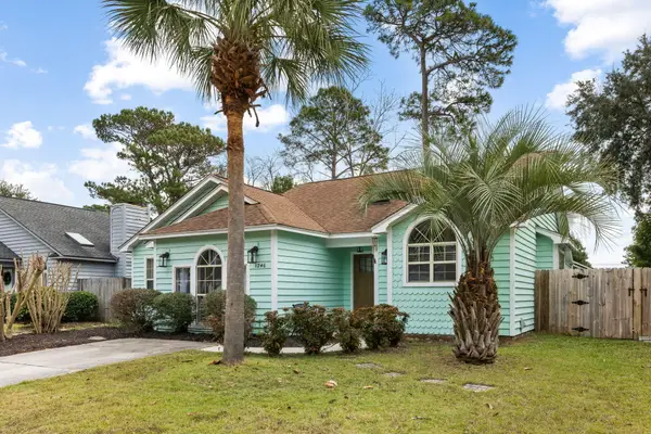 1246 Llewellyn Road, Mount Pleasant, SC 29464