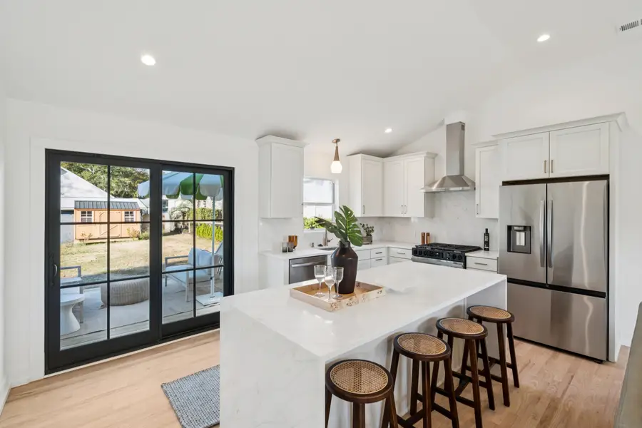 679 Kent Street, Mount Pleasant, SC 29464 - Image #3