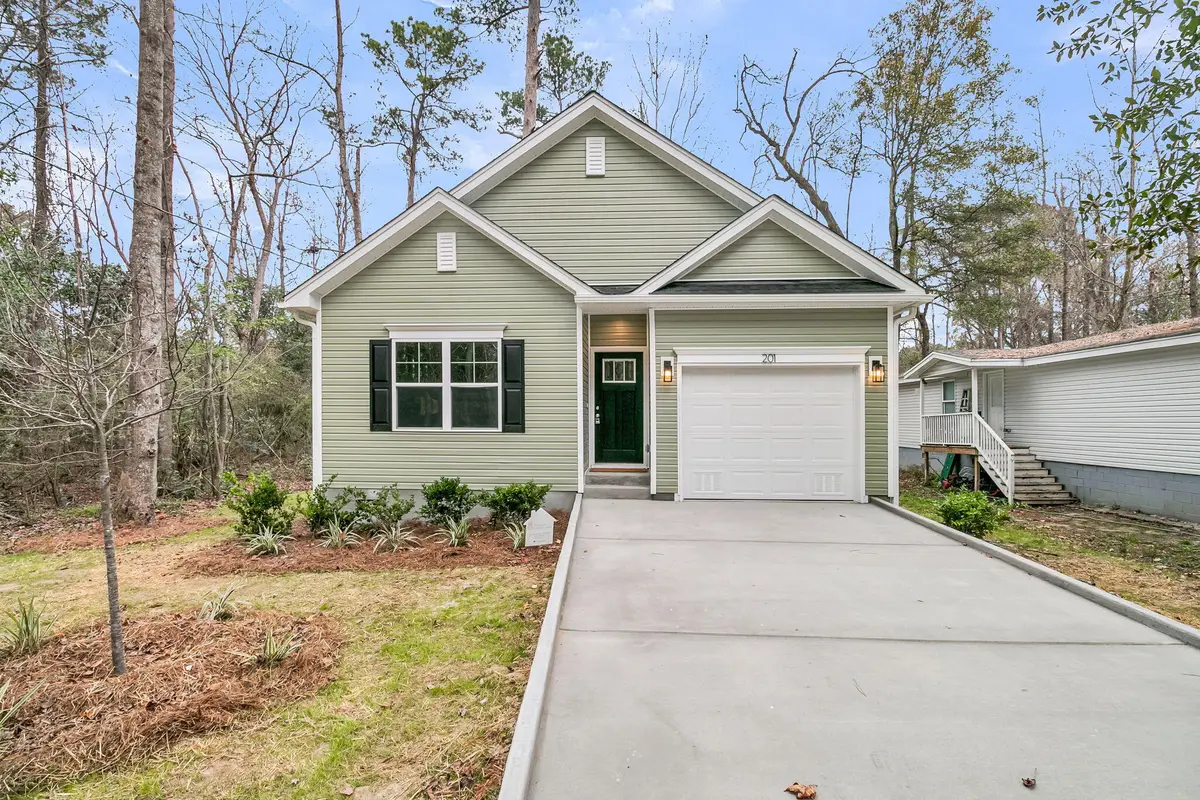 201 Challedon Drive, Summerville, SC 29485 - Image #1