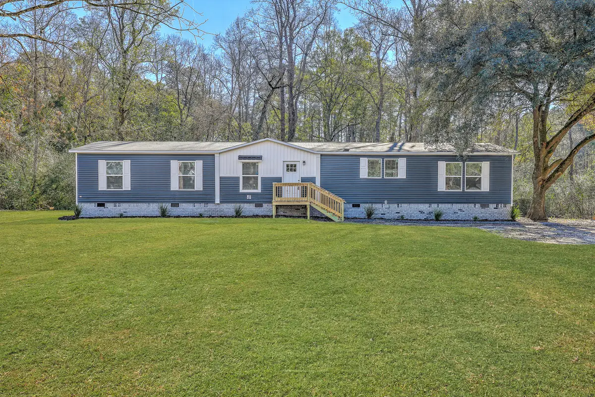 629 Grandfather Lane, Summerville, SC 29486 - Image #1