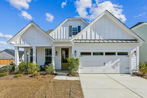 453 Eagleview Drive, Moncks Corner, SC 29461