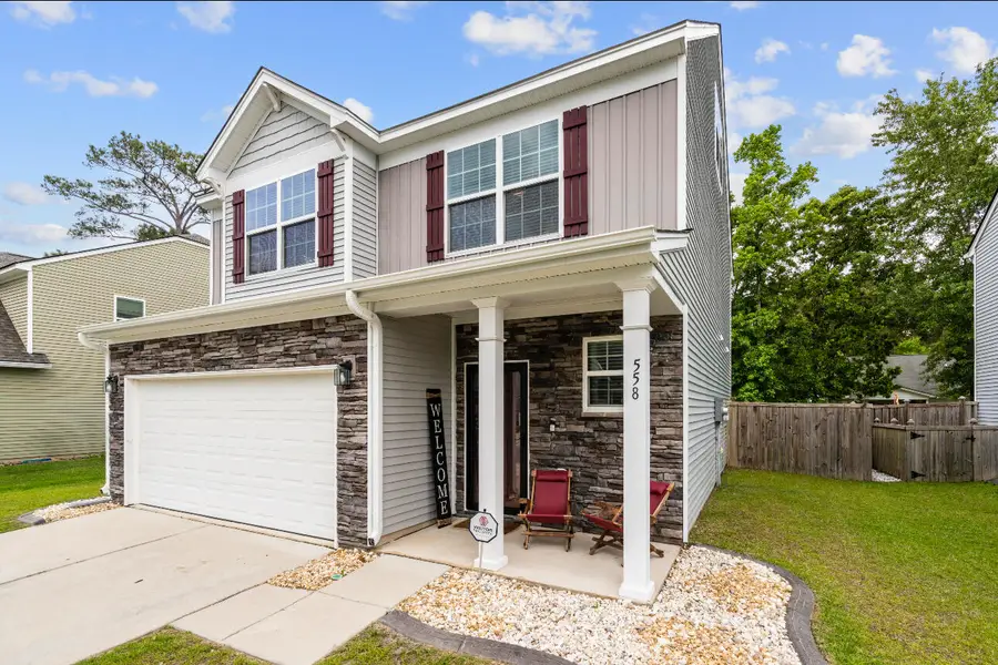 558 Wynfield Forest Drive, Summerville, SC 29485 - Image #2