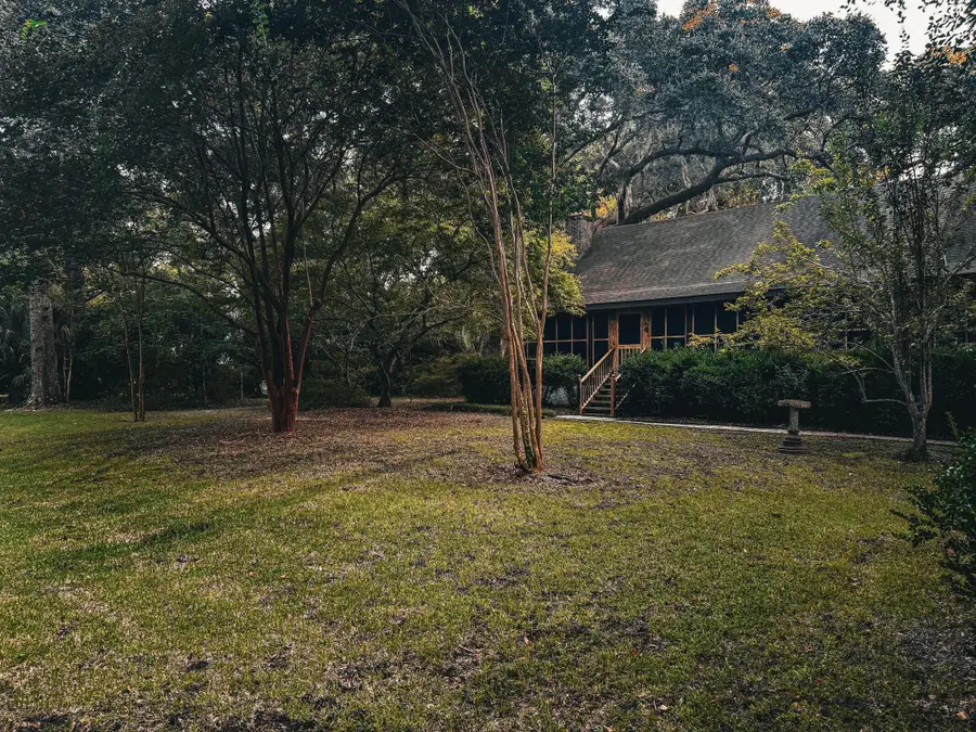 1509 W Palmetto Fort Drive, Mount Pleasant, SC 29466 - Image #2