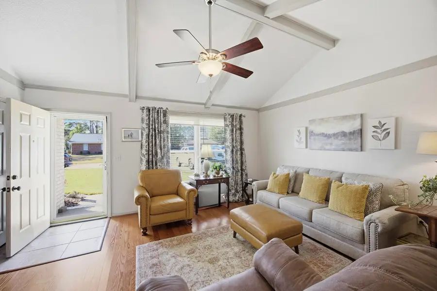 121 Aylesbury Road, Goose Creek, SC 29445 - Image #3