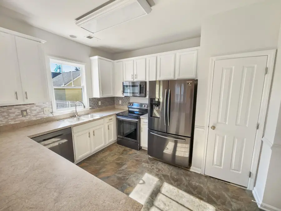 205 Trillium Avenue, Summerville, SC 29483 - Image #2