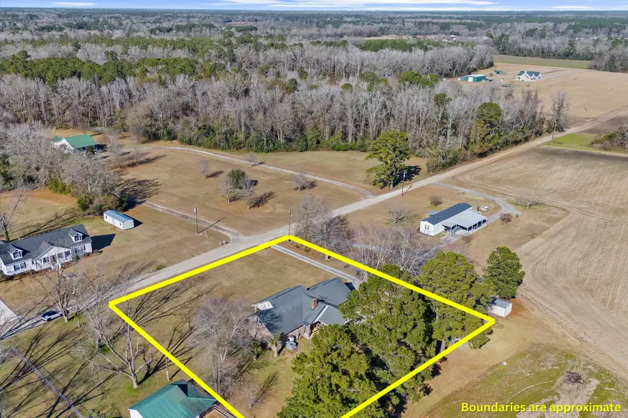124 Laurel Bay Road, Harleyville, SC 29448 - Image #3