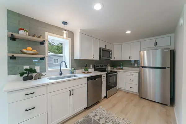 1209 Palm Street, Hanahan, SC 29406