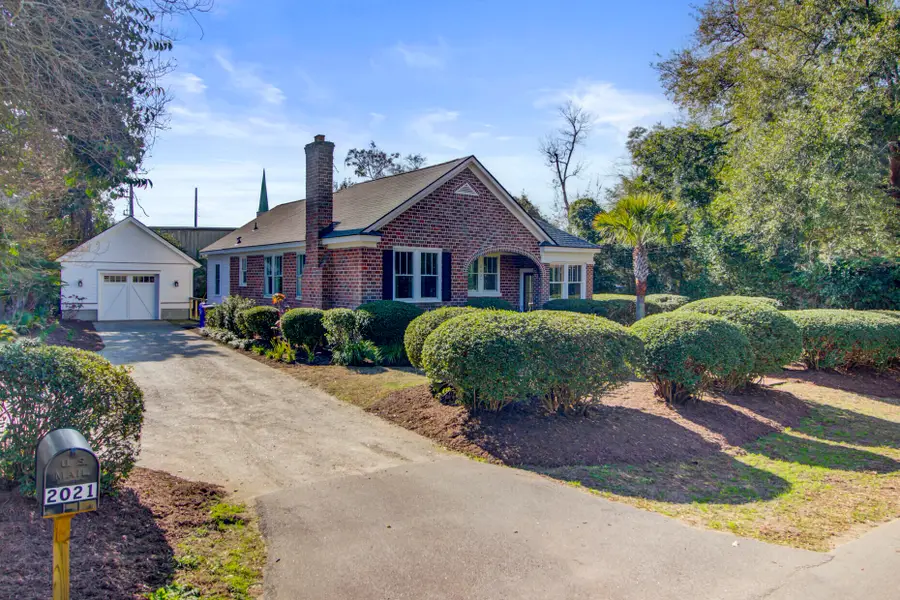 2021 Frampton Avenue, Charleston, SC 29412 - Image #2