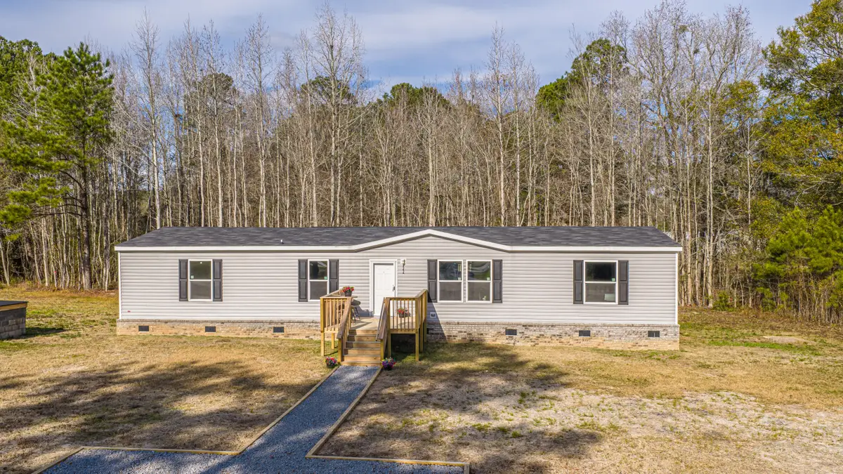 122 Orchid Loop, Saint George, SC 29477 - Image #1
