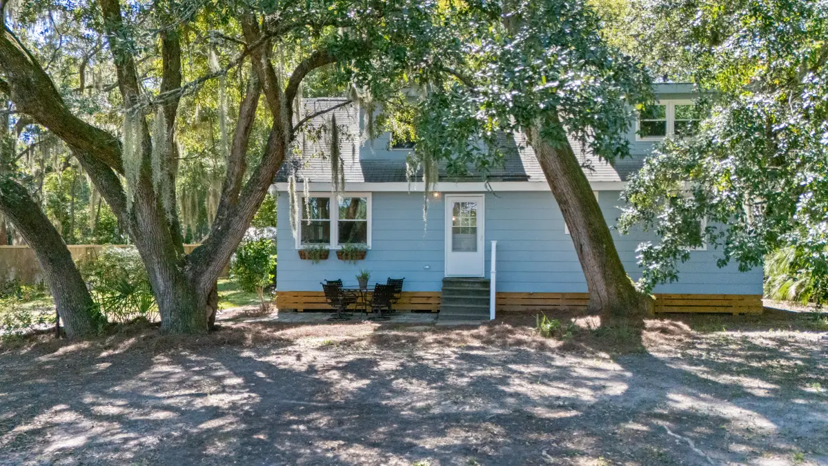 7299 Commodore Road, Hollywood, SC 29449 - Image #1