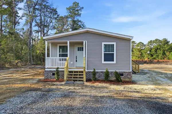 1521 Bucksport Road, Conway, SC 29527