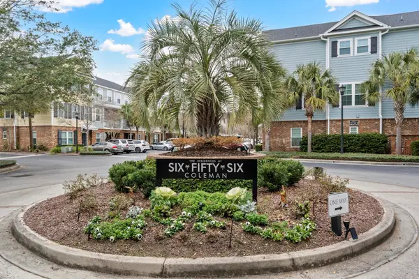 656 Coleman Boulevard #202, Mount Pleasant, SC 29464