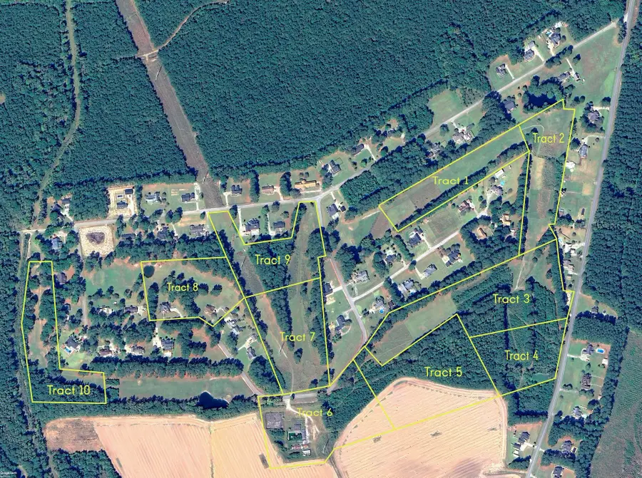 218-5 Clubhouse Circle, Saint George, SC 29477 - Image #2