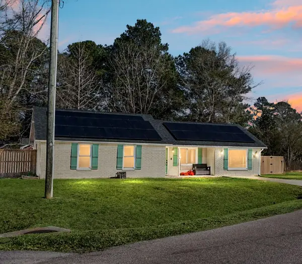 203 Violet Drive, Summerville, SC 29483