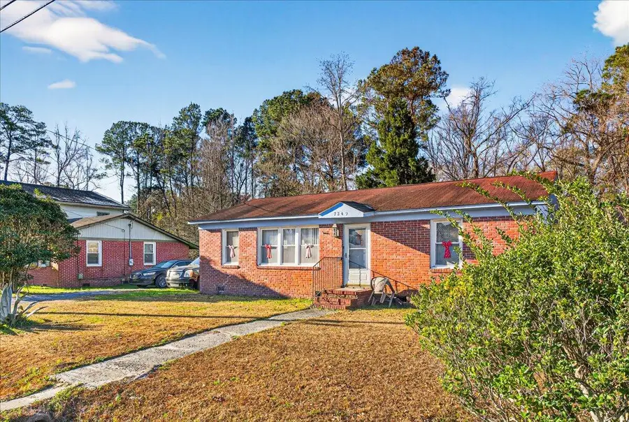 7249 Tanglewood Drive, North Charleston, SC 29418 - Image #2