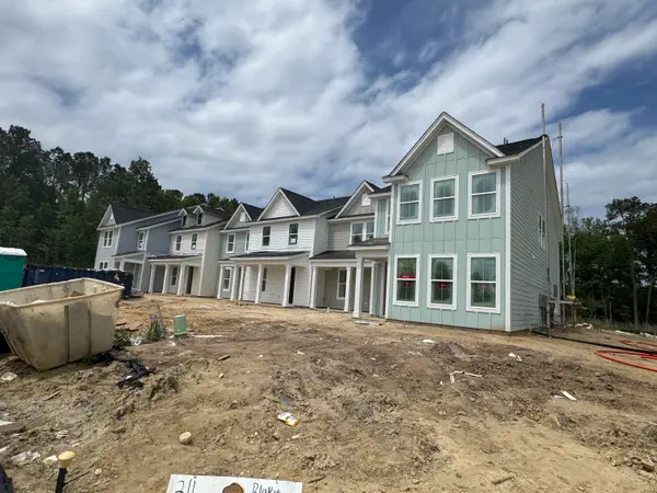 723 Alma Square Drive Drive, Moncks Corner, SC 29461