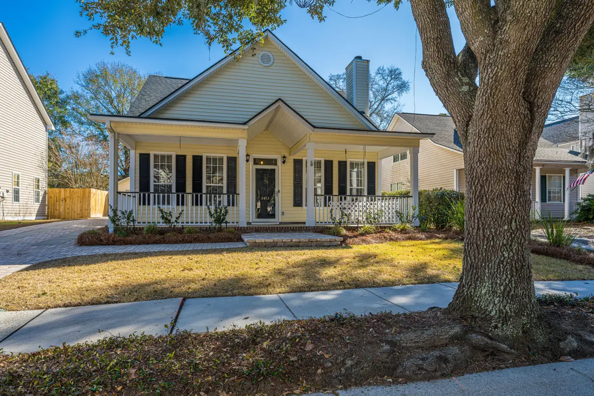 2453 Fulford Court, Mount Pleasant, SC 29466 - Image #1