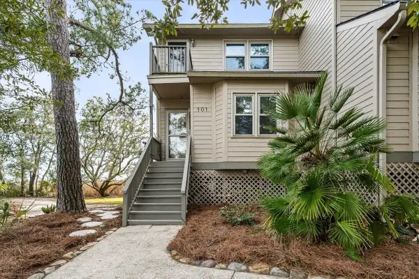 101 River Breeze Drive #43, Charleston, SC 29407