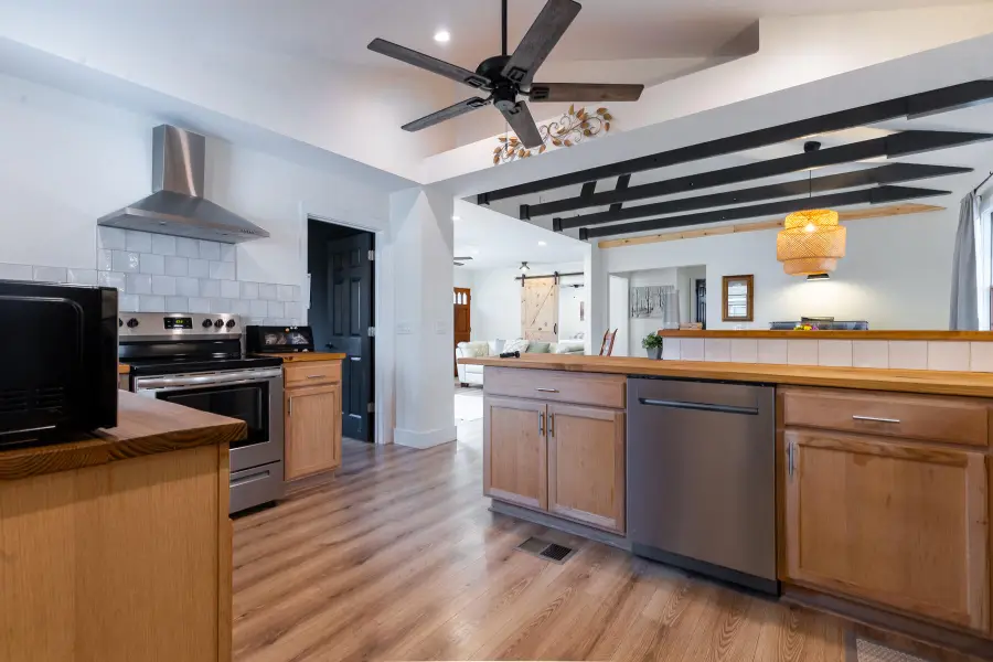 111 Circle Drive, Summerville, SC 29485 - Image #3