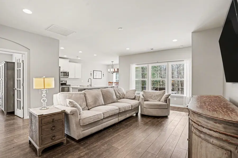 202 Pavilion Street, Summerville, SC 29483 - Image #3