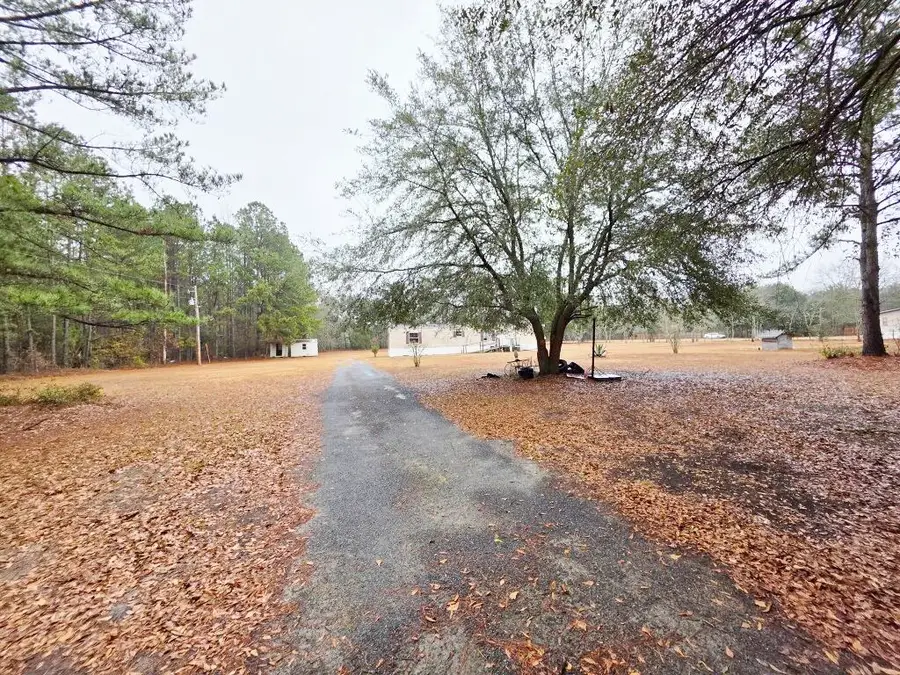 180 Cherry Tree Lane, Walterboro, SC 29488 - #2