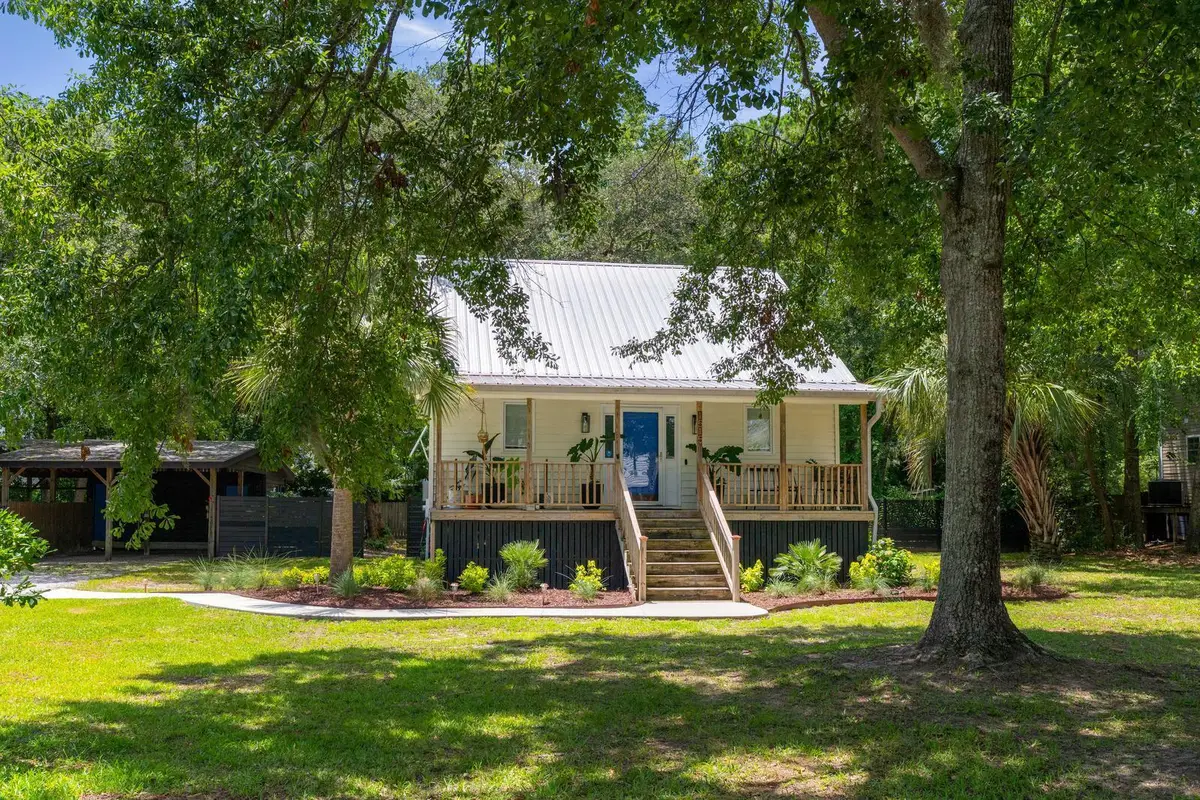 1515 N Lakeshore Drive, Mount Pleasant, SC 29466 - #1