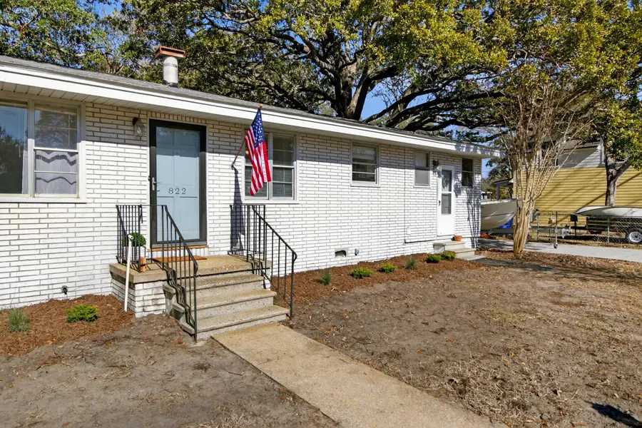 822 Rogers Lane, Mount Pleasant, SC 29464 - Image #2