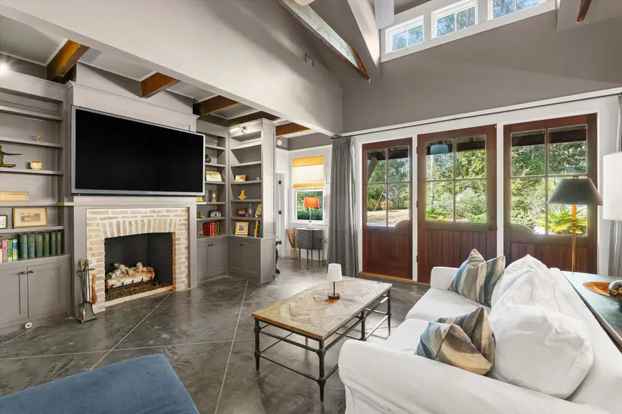 2302 Stuart Street, Beaufort, SC 29902 - #3