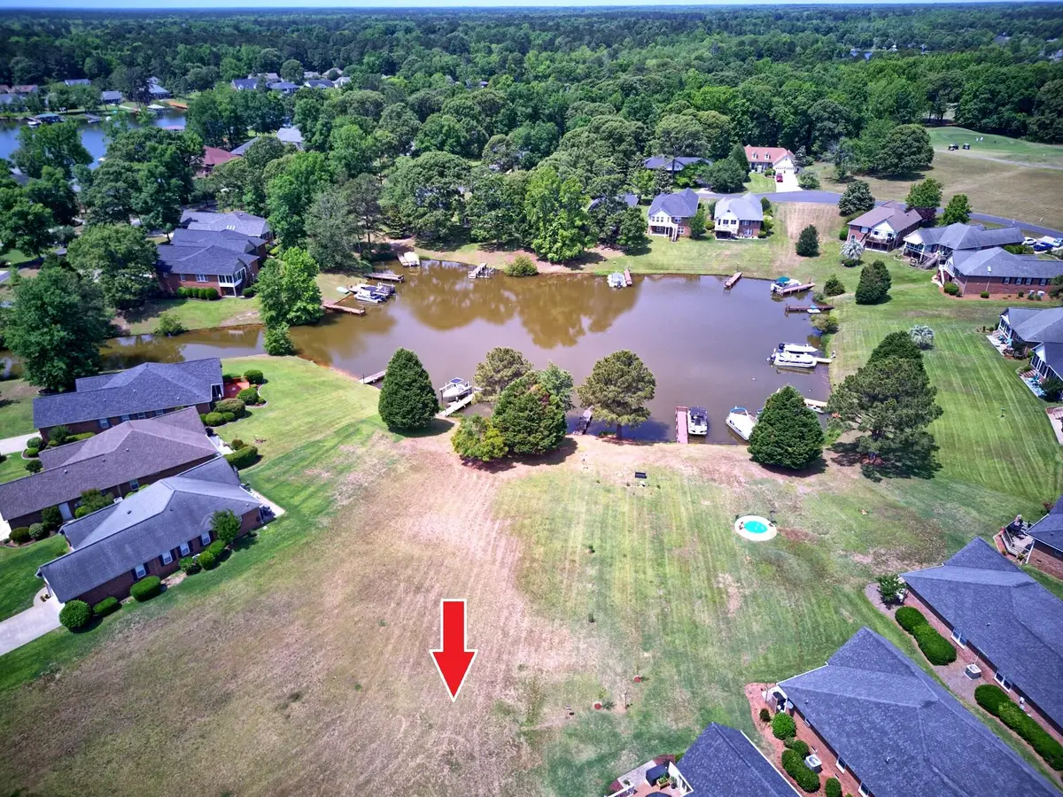 15 N Lake Circle, Manning, SC 29102 - #1