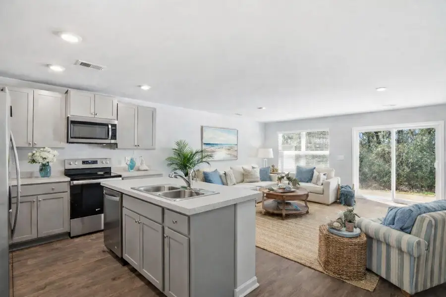 4692 Palm View Circle, North Charleston, SC 29418 - #3