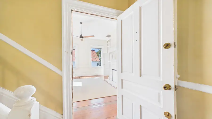 52 S Battery #E, Charleston, SC 29401 - #3