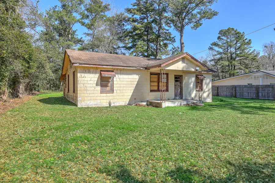 700 Peake Street, Holly Hill, SC 29059 - #2