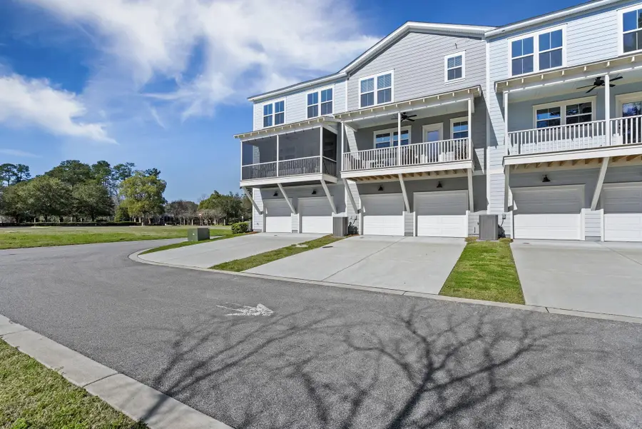 635 N Laurel Street, Summerville, SC 29483 - #2