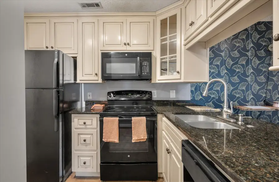 188 Midland Parkway #Apt 105, Summerville, SC 29485 - #3