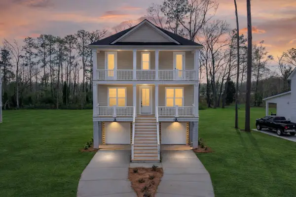 1304 Mccrae Drive, Moncks Corner, SC 29461