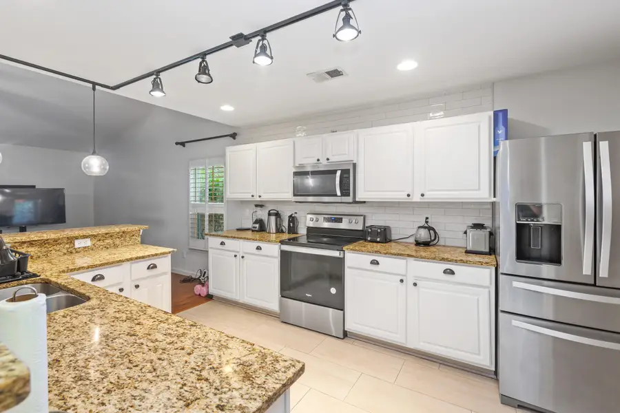 518 Holiday Drive, Summerville, SC 29483 - #2