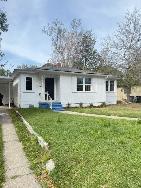 1630 Larry Street, North Charleston, SC 29406