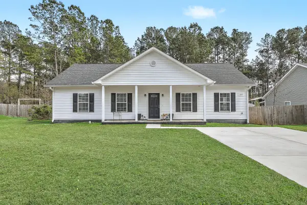 107 Perry Drive, Summerville, SC 29483