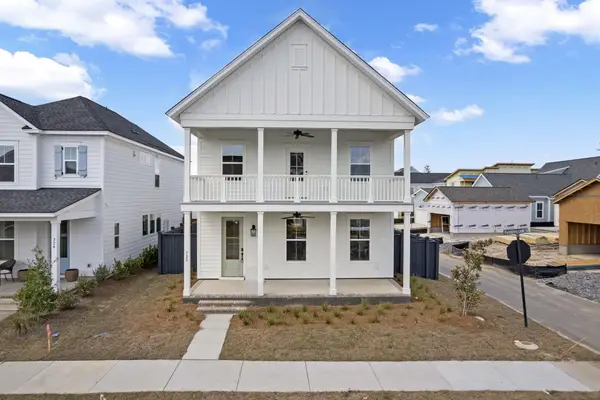 726 Rumbling Leaf Lane #1486, Summerville, SC 29486