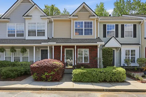 121 Hornby Circle, Goose Creek, SC 29445
