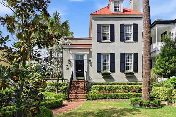 140 Queen Street, Charleston, SC 29401